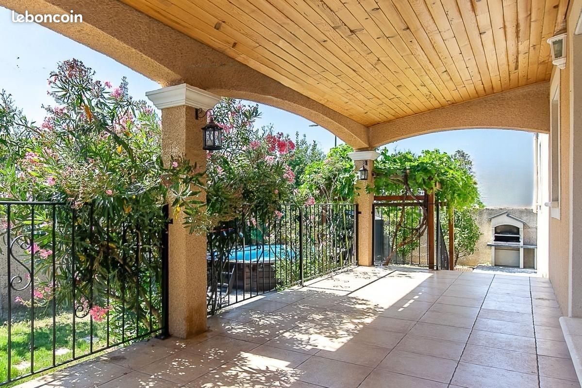 Maison 5 pièces 132 m² · à Marignane · 132 m² · 459 000 €
