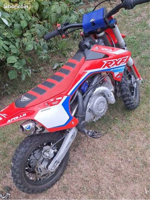 Apollo 50 rxf 2023 état neuve - Motos