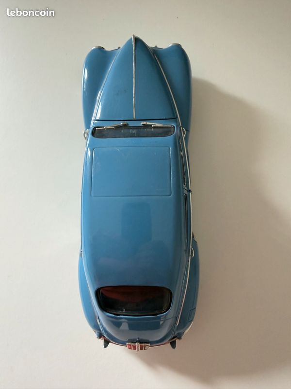 Model Car Peugeot 203 blue from 1954 - Solido (1/18 Scale