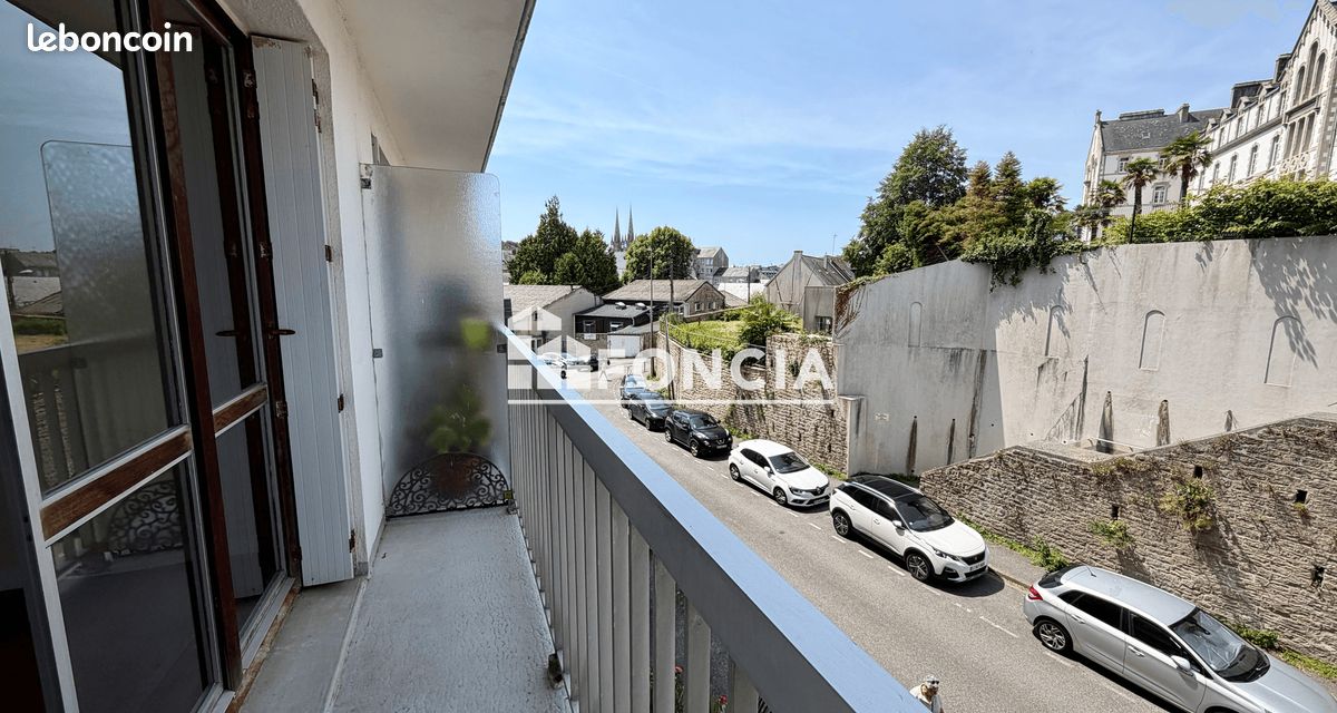 Centre-ville, Appartement T3 de 63 m² avec balcon, cave et parking privatif (image 4)