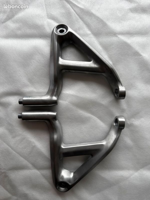 Paire De Supports De Montage De Phares Adaptés à Honda Hornet