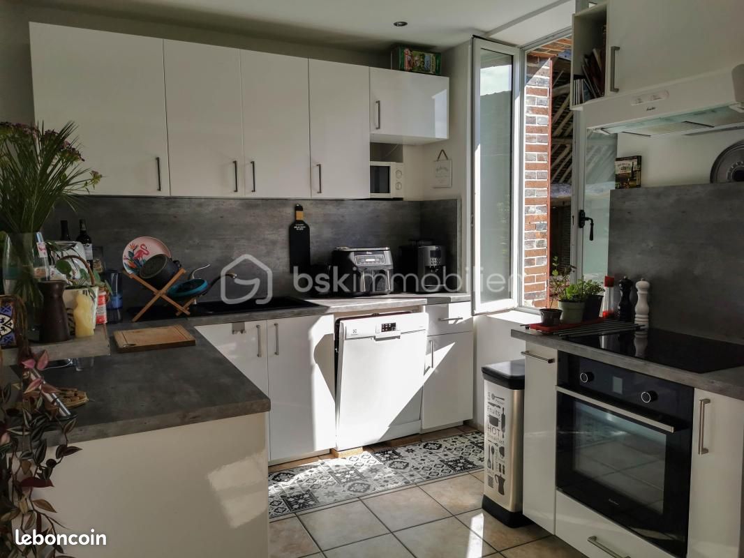 Maison 5 pièces 105 m² · à Pont-sur-Yonne · 105 m² · 165 000 €