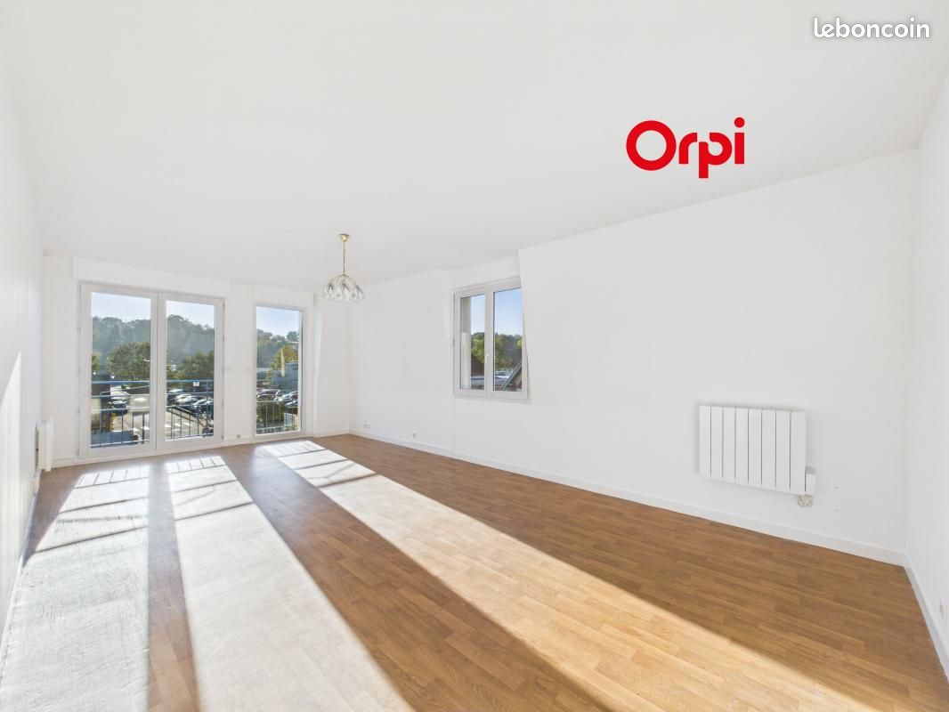 Appartement 3 pièces 74 m² · à Bernay · 74 m² · 950 €/mois