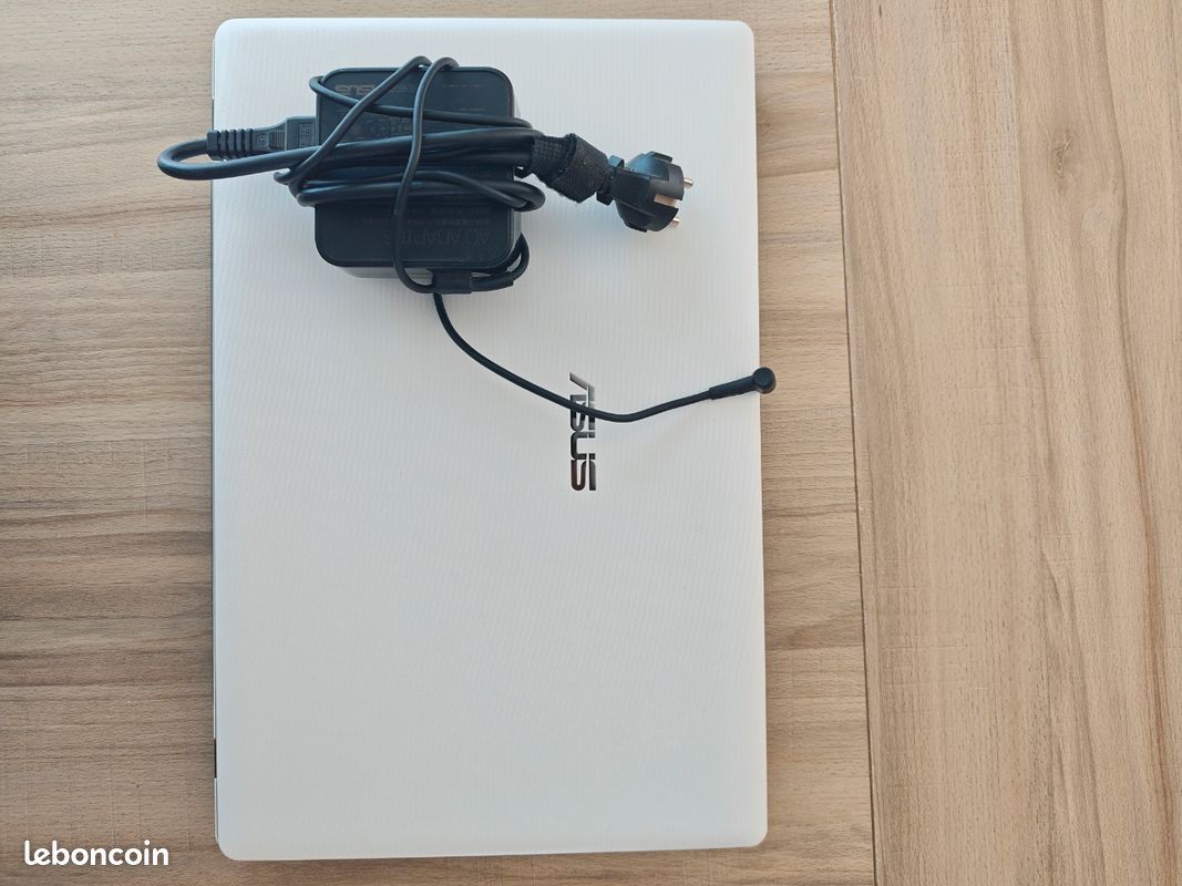 Pc portable Asus windows 10 négociable (image 2)