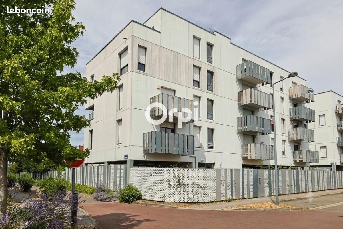 Appartement 1 pièce 28 m² · à Lille · 28 m² · 118 000 €