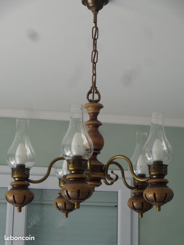 Lustre (image 1)