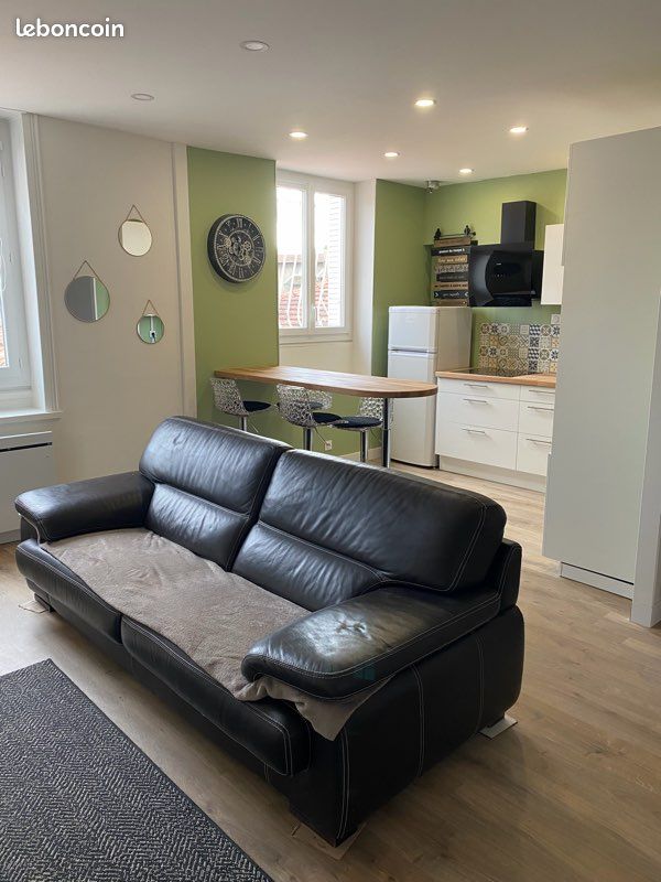 Appartement 3 pièces 55 m² · à Sathonay-Camp · 55 m² · 850 €/mois