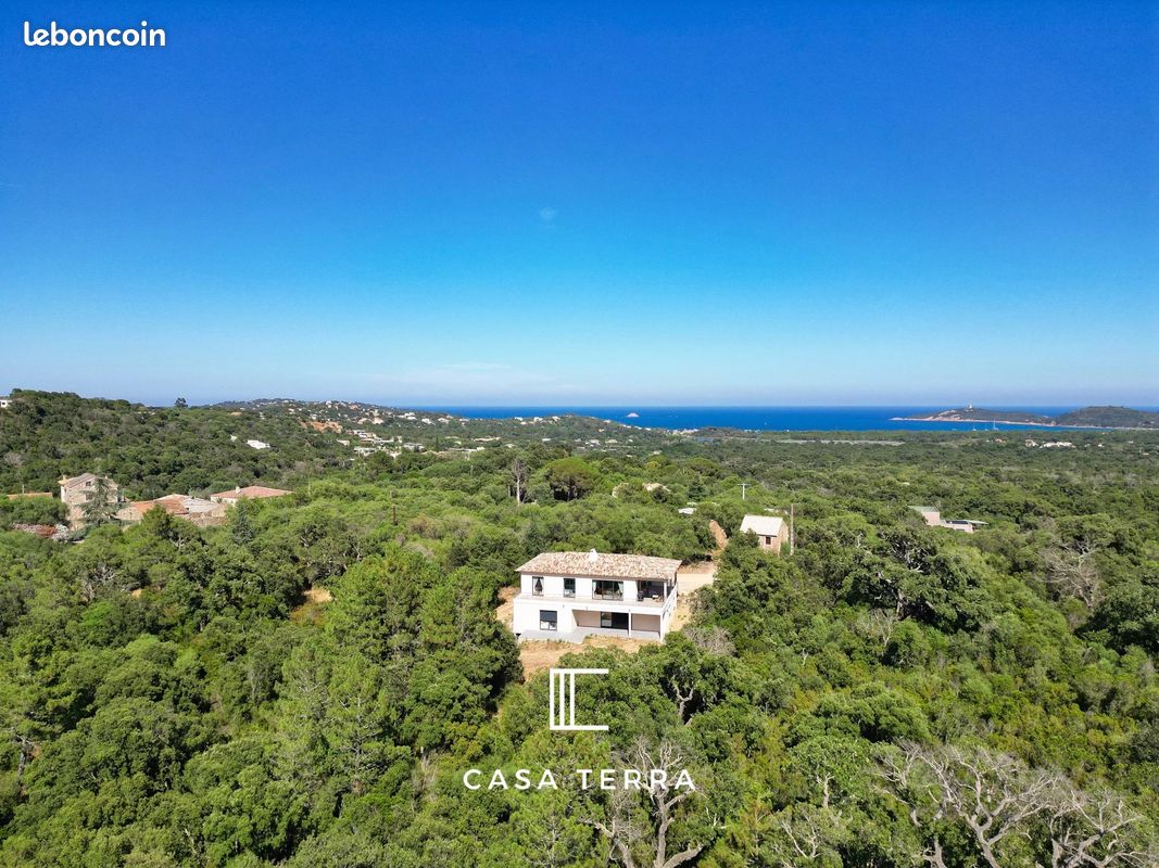 Maison 11 pièces 225 m² · à Zonza · 225 m² · 990 000 €