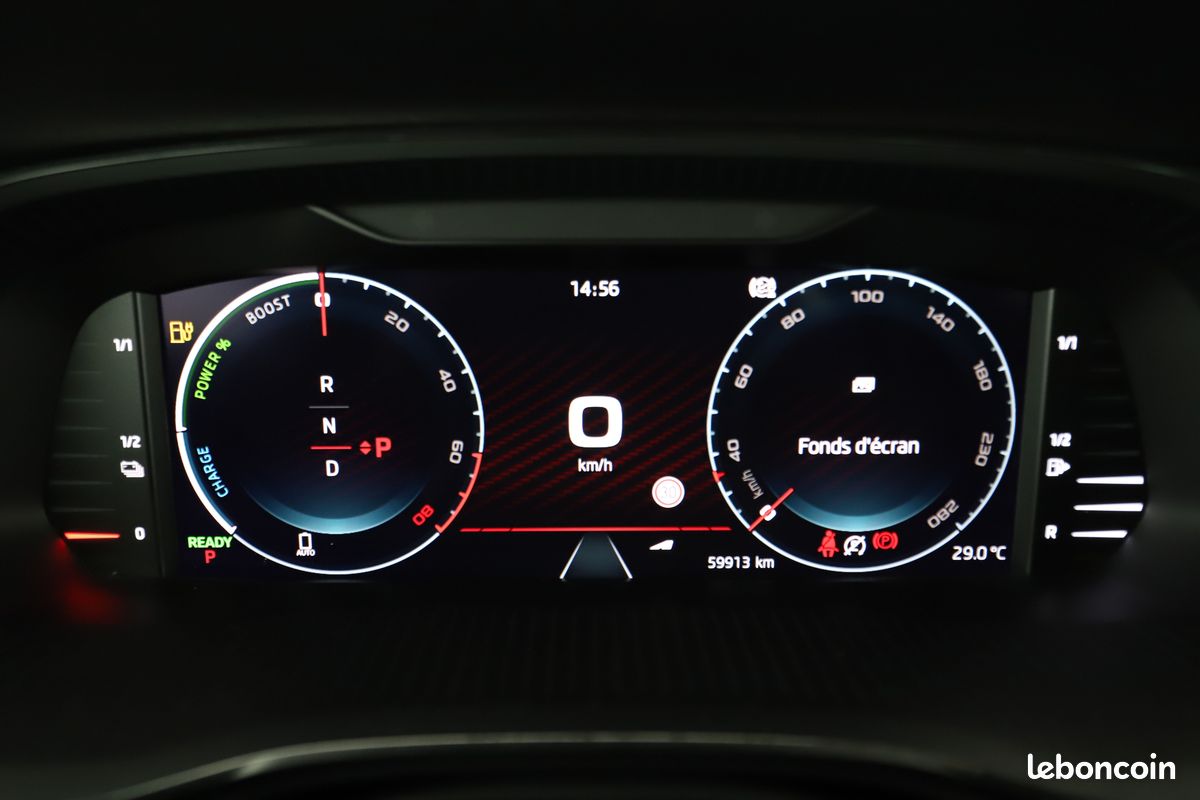 Skoda Octavia Combi 1.4 TSI PHEV iV RS DSG6e 245 ch (image 24)