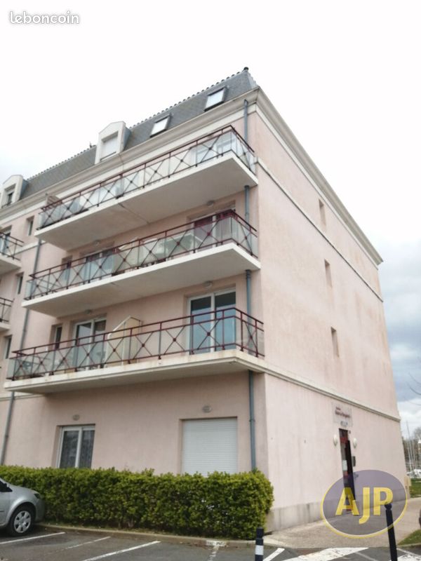 Appartement 1 pièce 20 m² · à Rochefort · 20 m² · 455 €