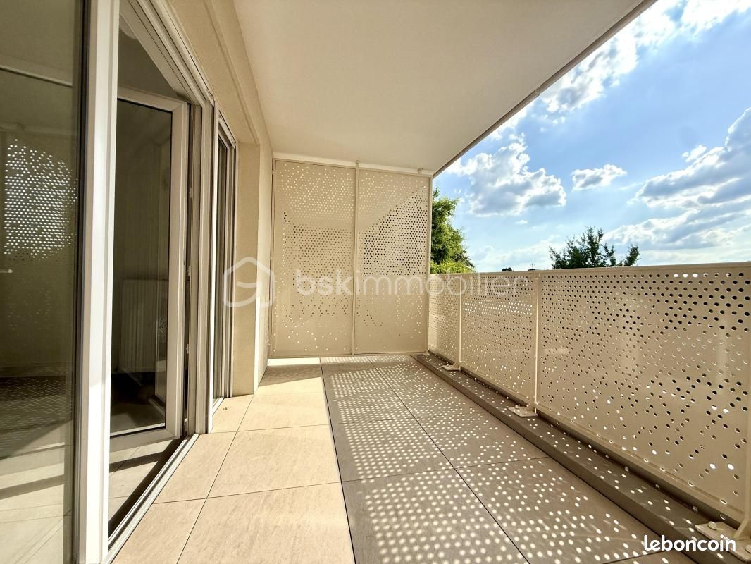 Appartement 2 pièces 46 m² · à Genas · 46 m² · 260 000 €