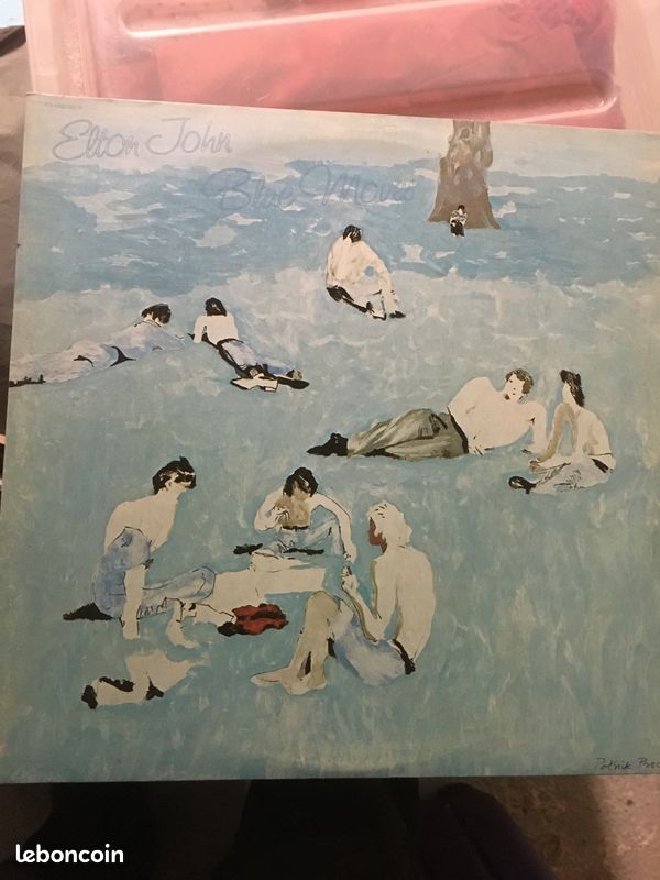 Elton john 33 T blues moves (image 1)