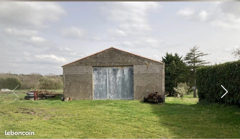 Hangar A réhabiliter · aux Moutiers-en-Retz · 190 000 €