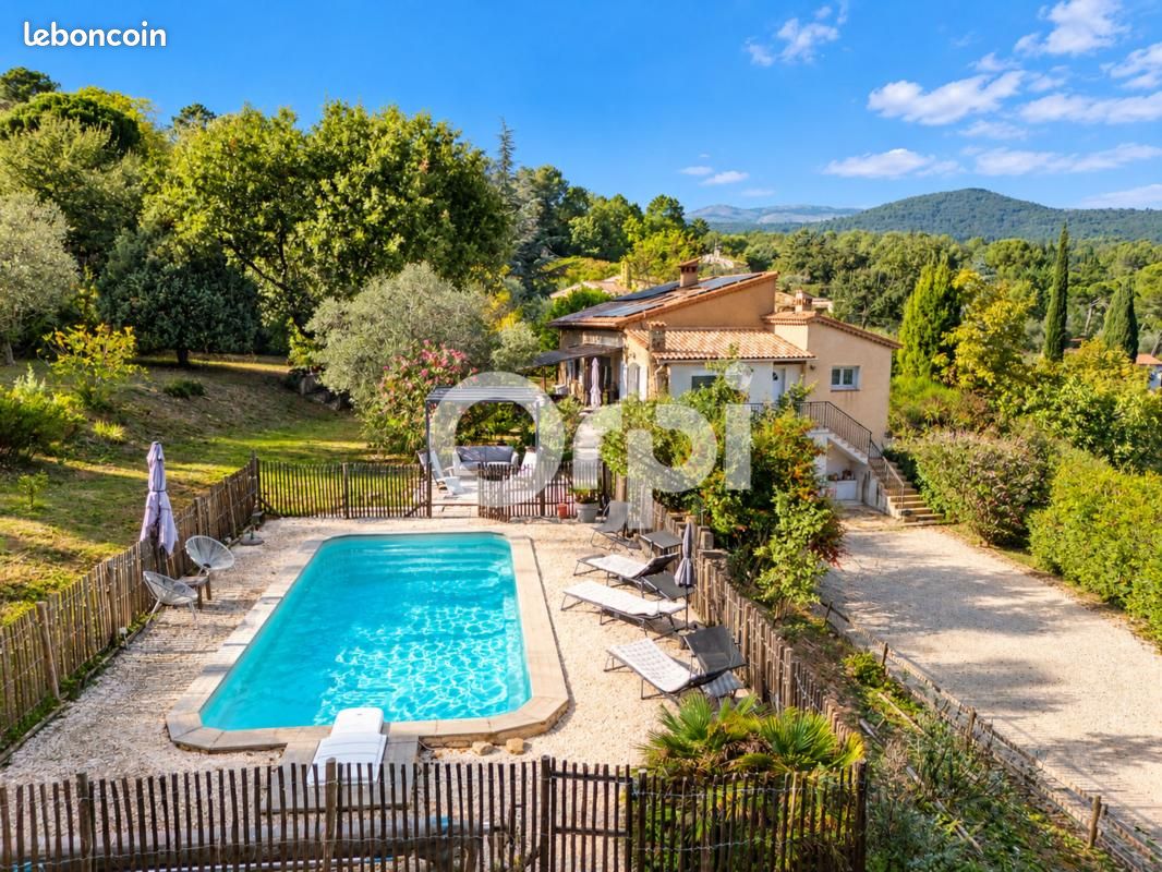 Maison 6 pièces 173 m² · à Tourrettes · 173 m² · 599 000 €