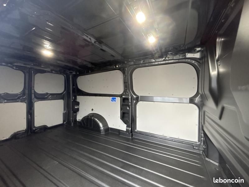 Ford Transit Custom Fg 320 L2H1 2.5 Duratec 232ch Hybride rechargeable Limited CVT (image 12)