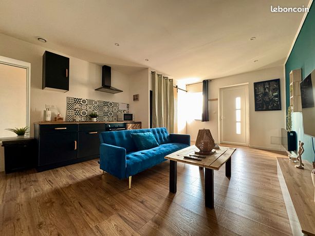 Studio 1 pièce 43 m²