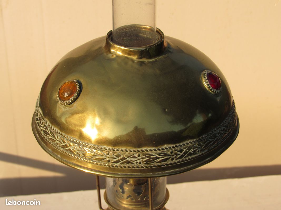 Lampe a pétrole en cuivre chapeau perles de couleurs (image 3)