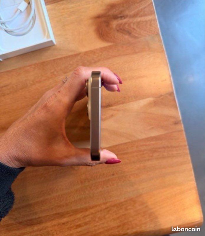 IPhone 16 pro Max (image 4)