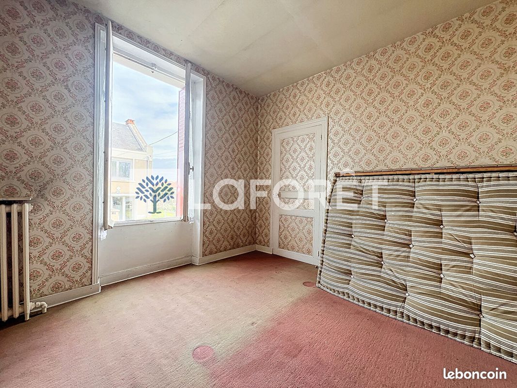 Maison 6 pièces 93 m² - Thouars 79100 (image principale 13)