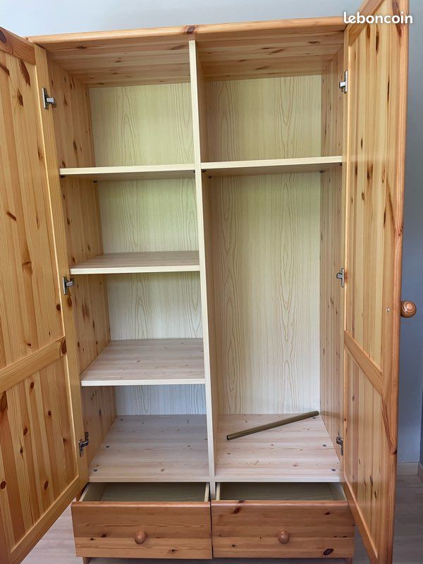 Armoire pin massif (image 3)