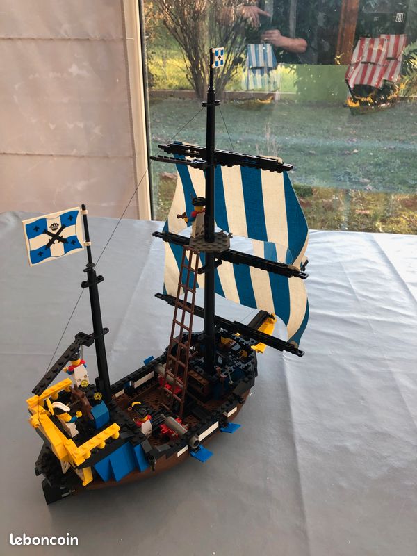 Lego Pirates 6274 Caribbean Clipper Jeux Jouets