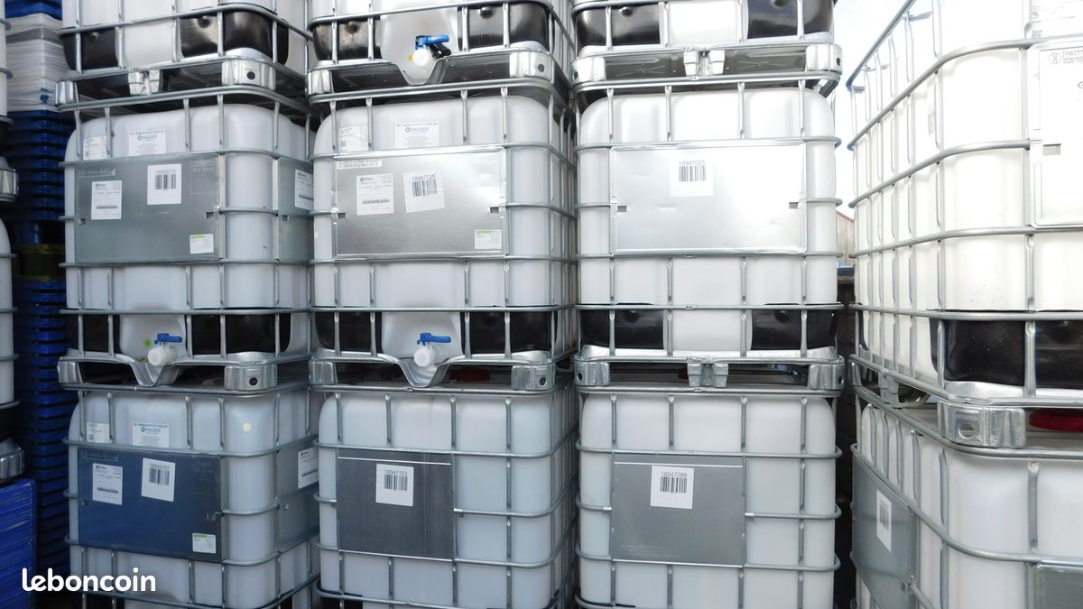 Cuves 1000 litres . Ibc . Exellent etat (image 1)