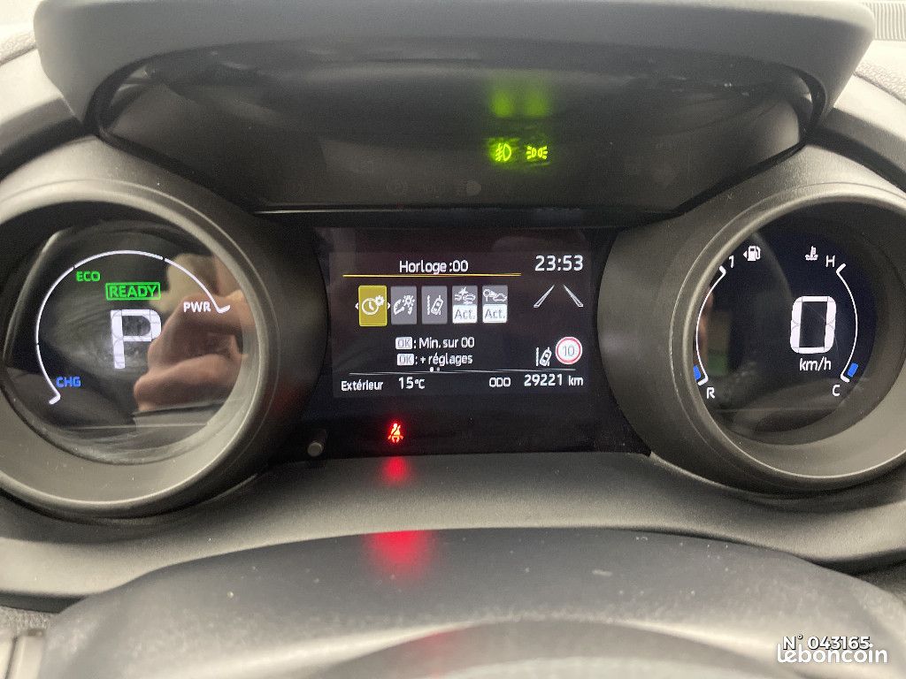 Toyota Yaris Cross HYBRIDE 116h 2WD Design (image 12)