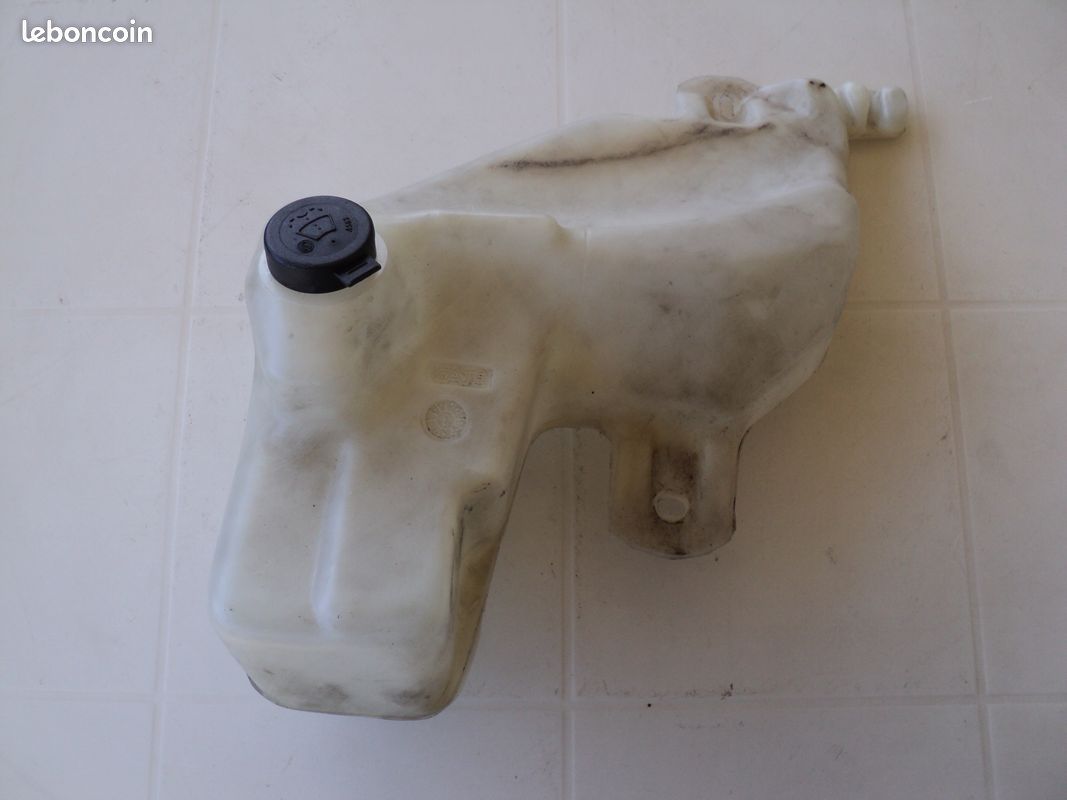 Bocal lave-glace Lancia Y10 (image 1)