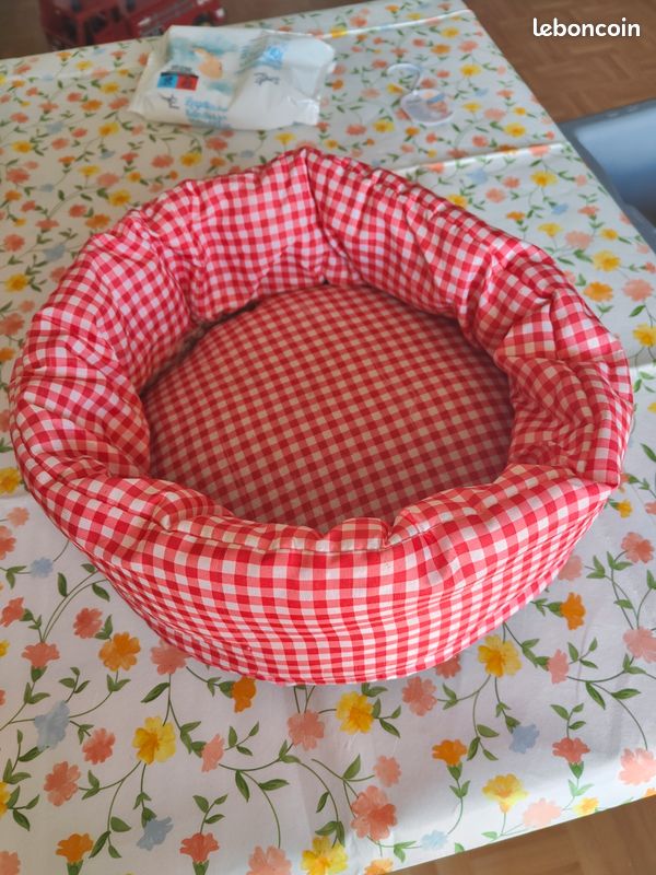 Panier pour chat (image 1)