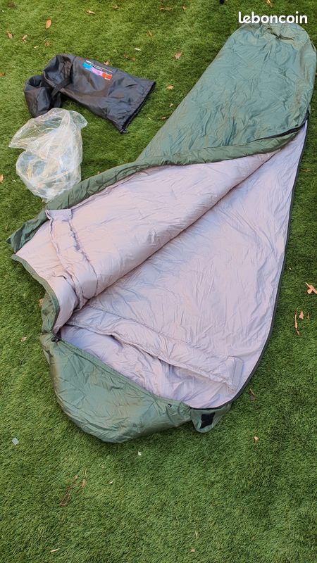Sac de couchage jamais servi grand froid -15° spécial bivouac