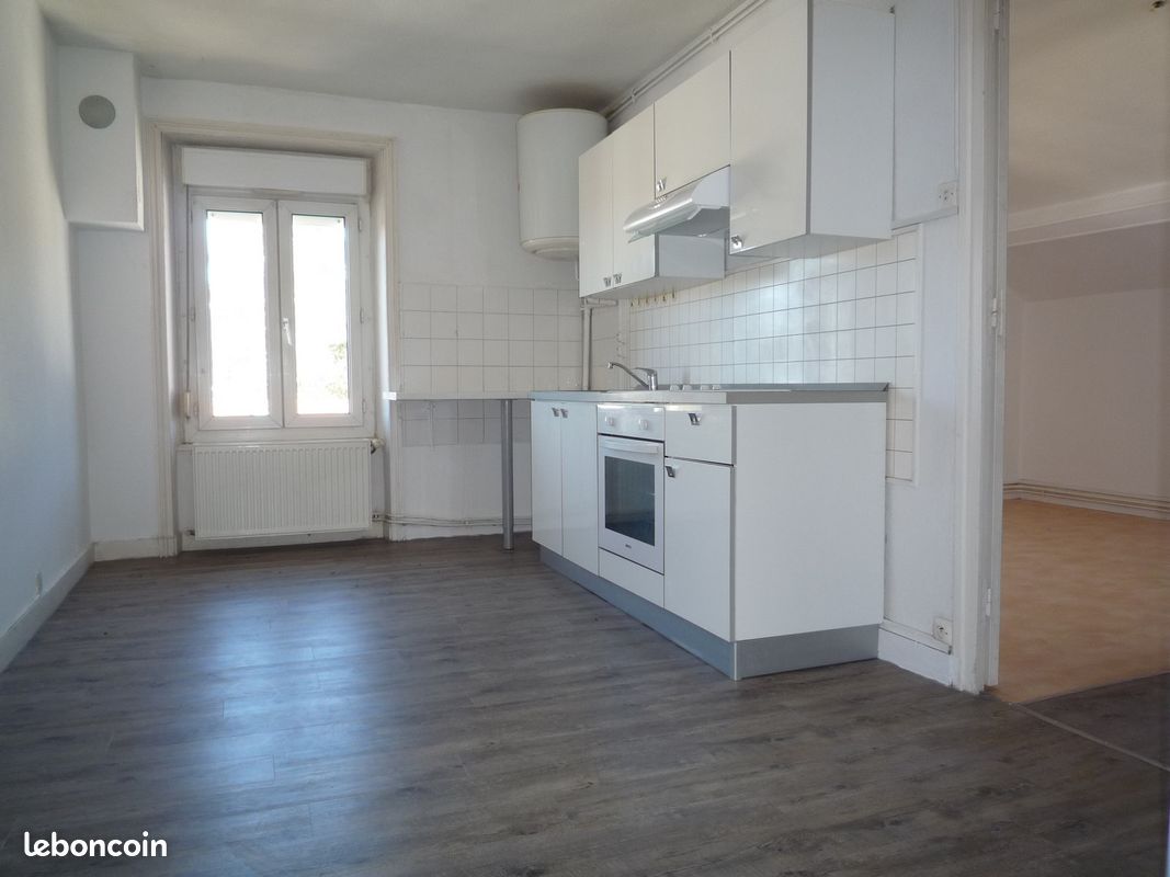Appartement 3 pièces 36 m² · à Le Chambon-sur-Lignon · 36 m² · 500 €/mois