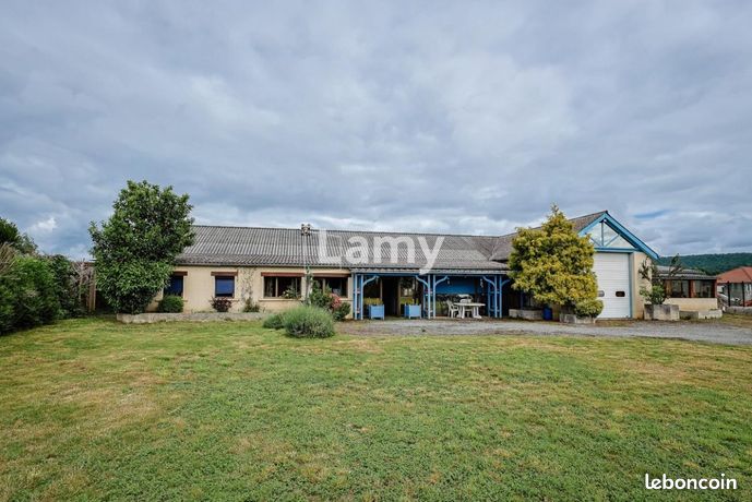 Maison 6 pièces 460 m²