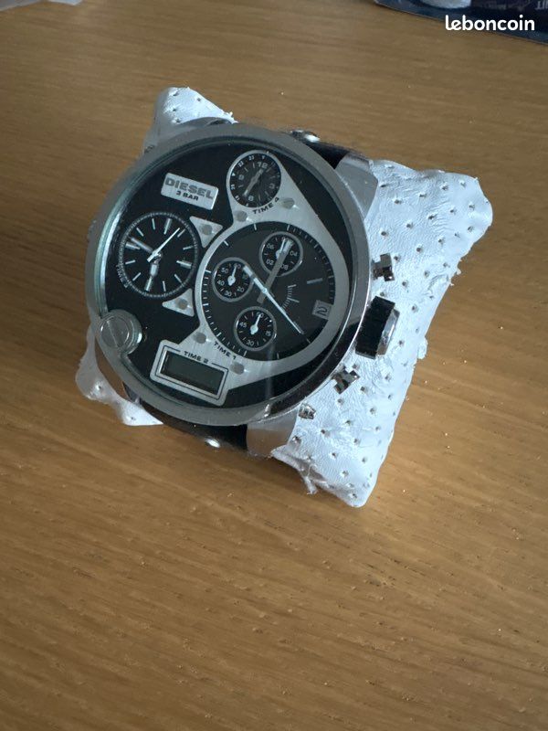 Montre Homme Diesel Quartz Référence DZ7125 - Bracelet Noir 28 Mm, Occasion, Fonctionne Parfaitement