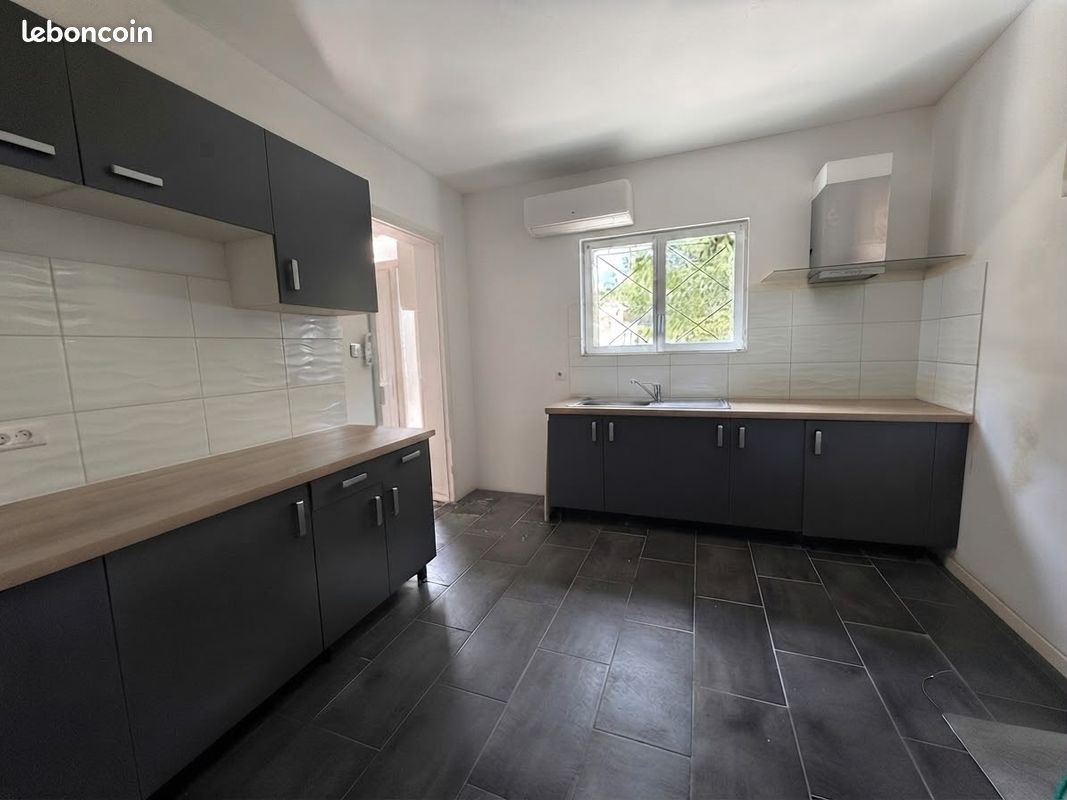 Maison 3 pièces 80 m² · à Montpon-Ménestérol · 80 m² · 680 €/mois