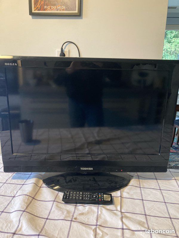 TV TOSHIBA Regza HD 26 pouces (image 1)