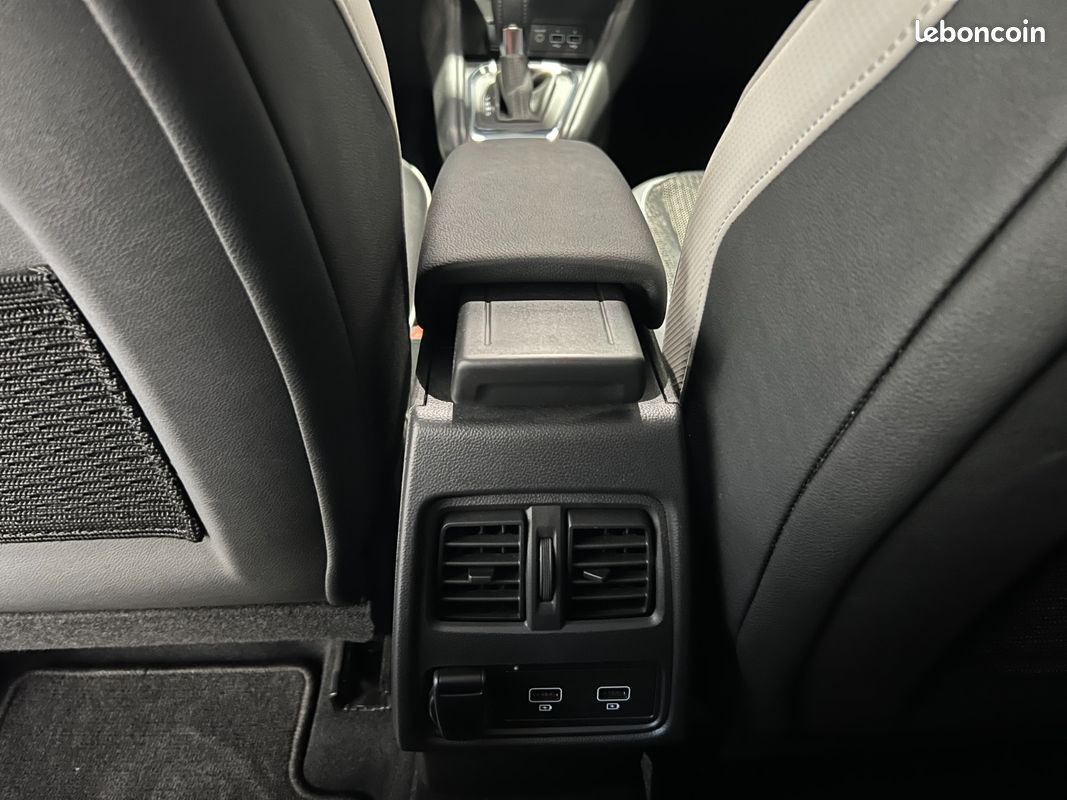 RENAULT CAPTUR 1.3 TCe 130 ch EDC Intens / 1ERE MAIN / SUIVI COMPLET RENAULT / CAMERA / CARPLAY / (image 20)