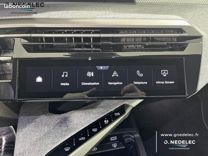 Peugeot 3008 1.2 Hybrid 145ch GT e-DCS6 (image 20)
