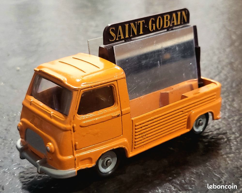 Dinky Toys Ancien - Estafette Renault Bâchée - Réf. 563 Avec Capote D'origine - Modèle De Collection