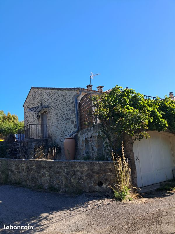 Maison 4 pièces 90 m² · à Blandas · 90 m² · 710 €/mois