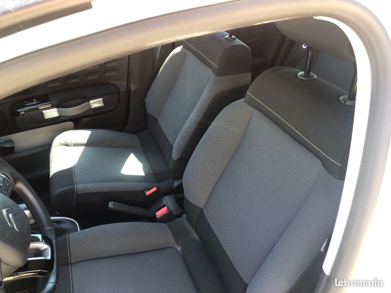 Citroen C3 1.2 PURETECH 110CH S&S SAINT JAMES EAT6 (image 4)