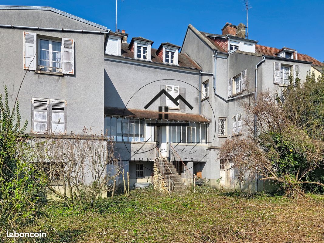 Maison 10 pièces 220 m² · à Liancourt · 220 m² · 215 000 €