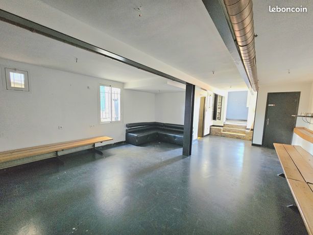 Maison 2 pièces 92 m² — 9
