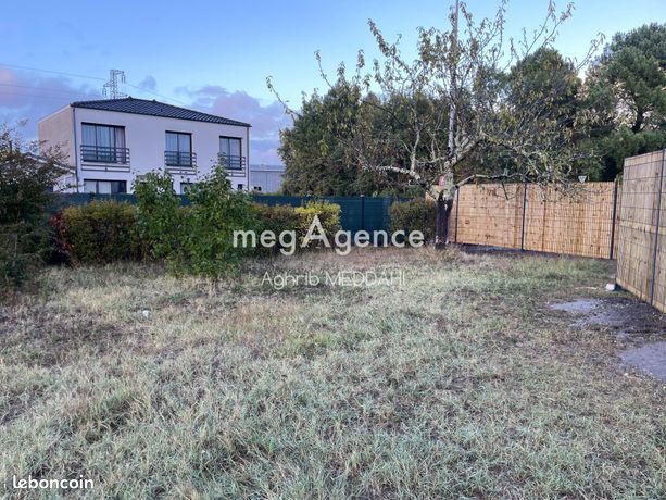 Terrain 567 m² LE HAILLAN