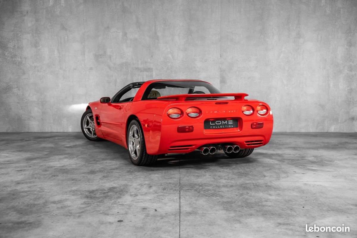 Chevrolet Corvette C5 Coupé 5.7L V8 344 CH - Boîte Manuelle - Affichage Tête Haute - Suspensions Pilotées - Echappement Borla - État & Historique Exceptionnel (image 3)
