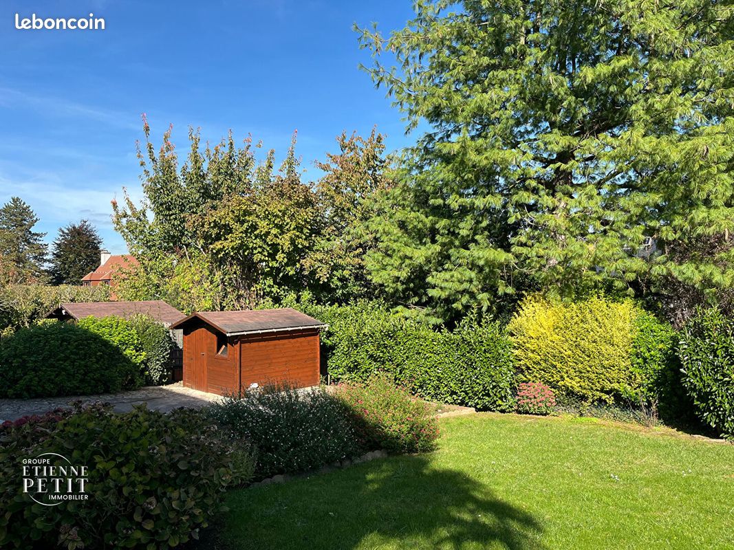 Maison 6 pièces 150 m² · à Saint-Germain-en-Laye · 150 m² · 935 000 €