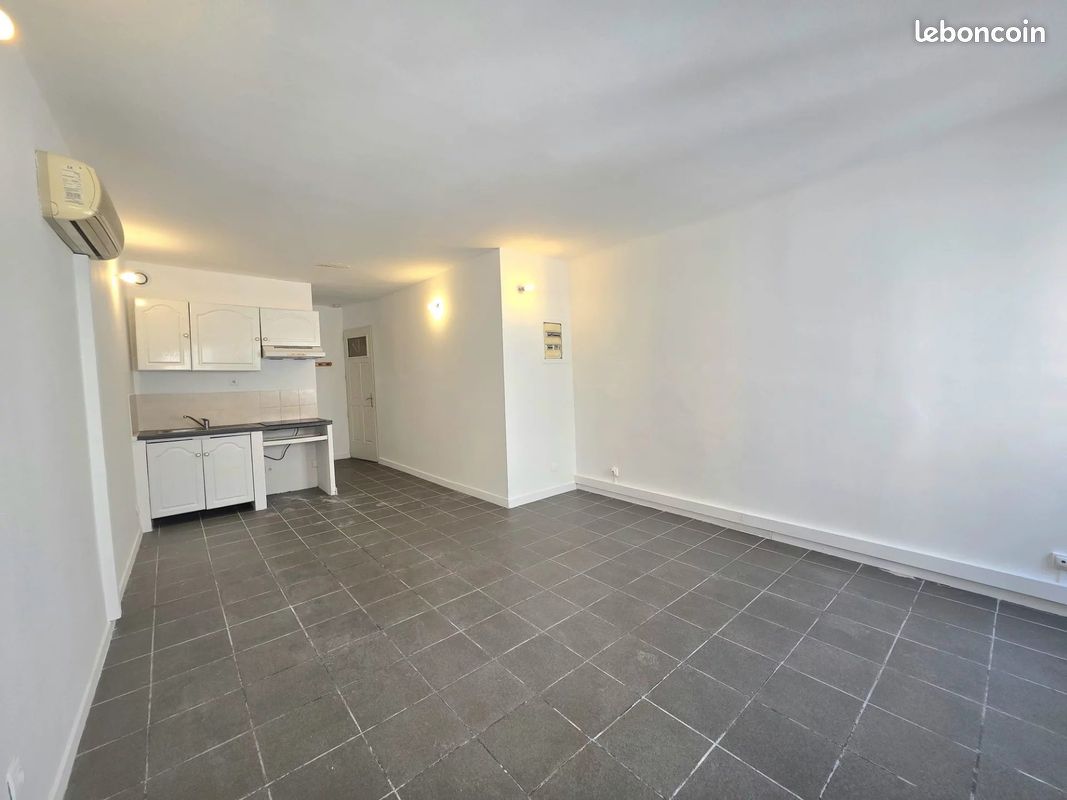 Appartement 1 pièce 29 m² · à Martigues · 29 m² · 525 €/mois