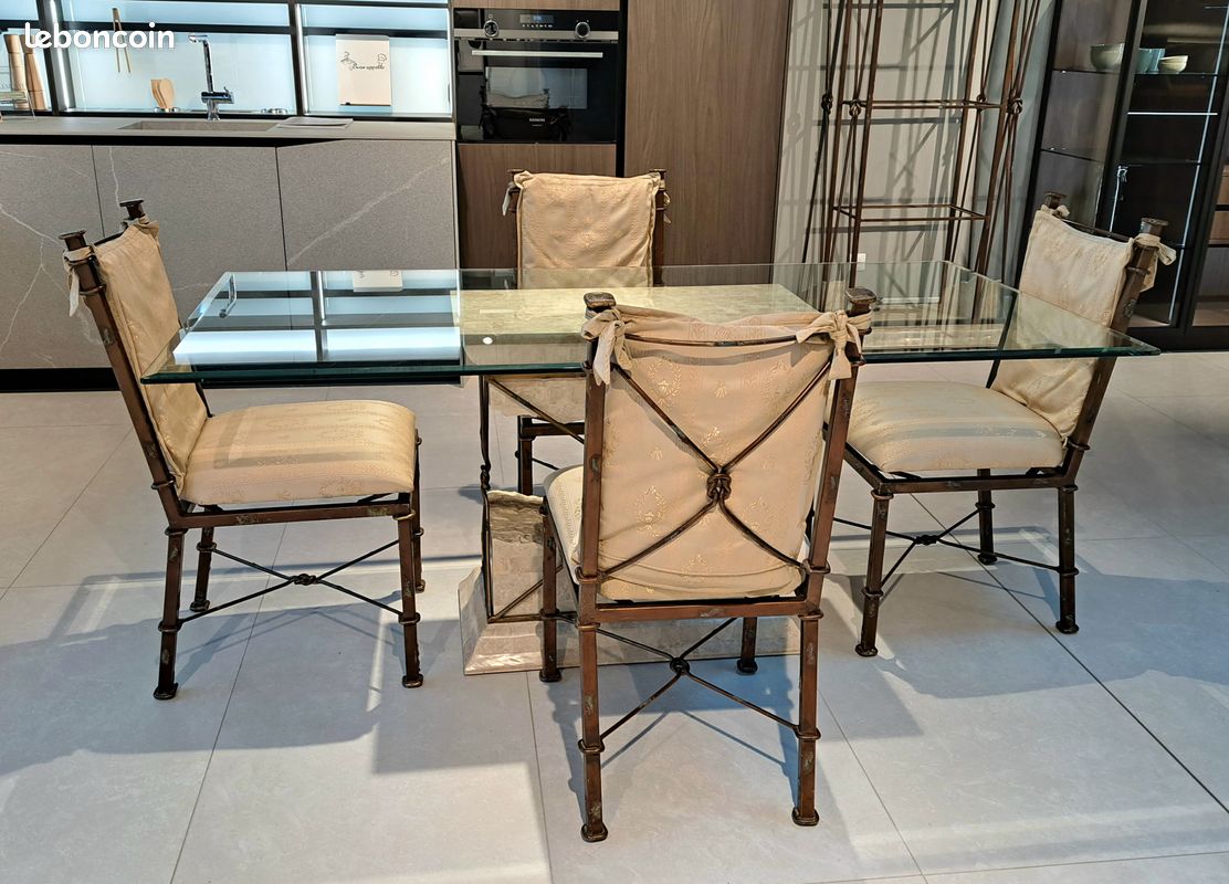 Un ensemble exceptionnel de salle à manger du designer Maitland Smith (image 5)