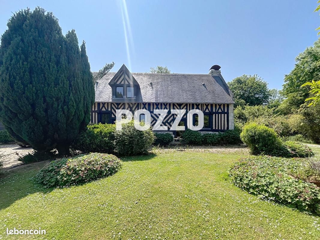 Maison 7 pièces 250 m² · à Pennedepie · 250 m² · 945 000 €