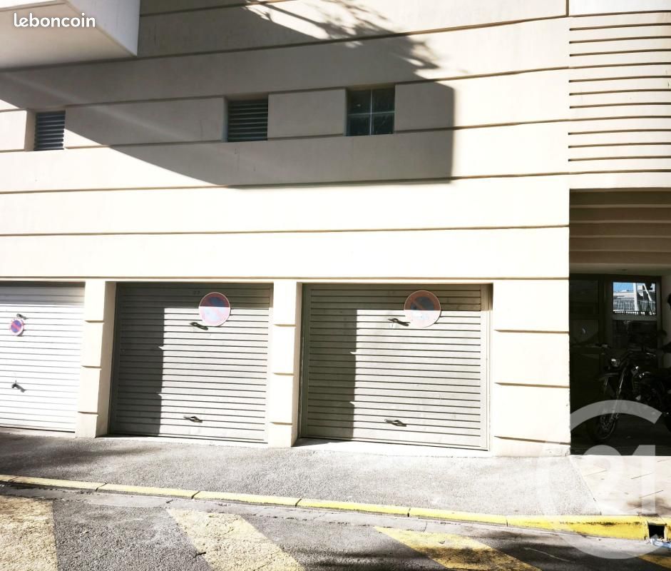 Parking 12 m² · à Toulon · 12 m² · 29 000 €