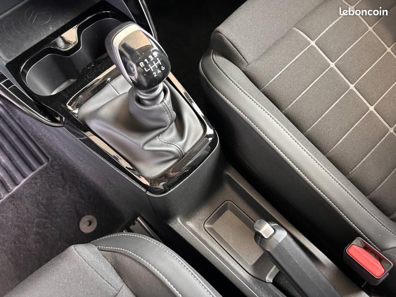 Citroen C3 1.2 Turbo 100ch MAX (image 21)